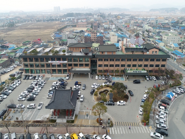 군 청사 전경
