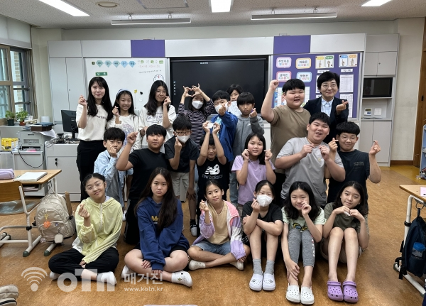 세종시의회 이순열 의장, 찾아가는 의회 교실 위해 연세초등학교 방문