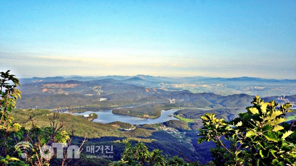 두타산 전경